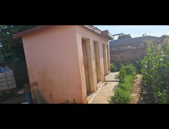 10 BEDROOM HOUSE FOR SALE IN MULEDANE